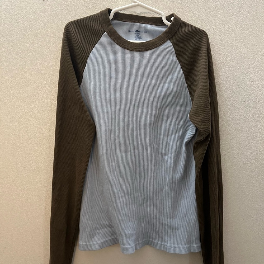 BRANDY MELVILLE TOP